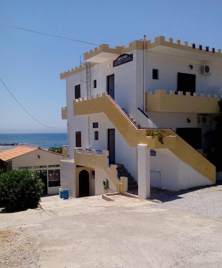 Artemis Rooms Frangokastello Exterior foto